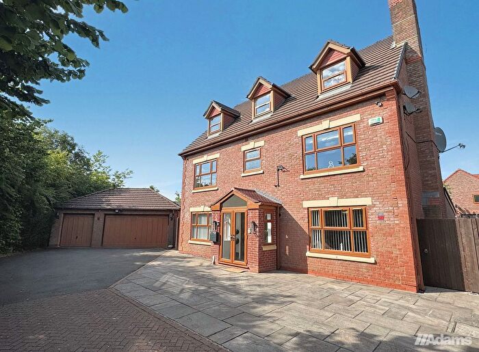 6 Bedroom Detached House For Sale In Alderwood Court, Widnes, WA8