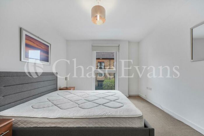 1 Bedroom Flat To Rent In Westferry Road, Isle Of Dogs, London, E14