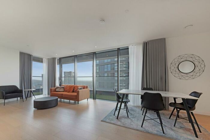 2 Bedroom Apartment To Rent In Hobart Building, Wardian, London, E14