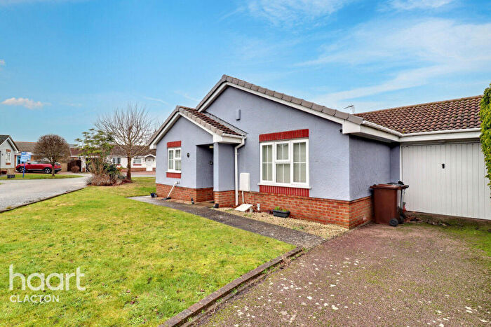 3 Bedroom Detached Bungalow For Sale In Swallow Close, Harwich, CO12