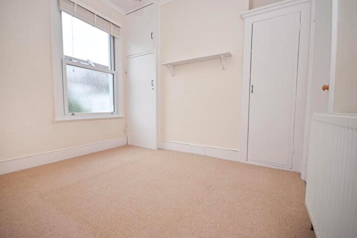 2 Bedroom Apartment For Sale In Stafford Road, Brighton, BN1