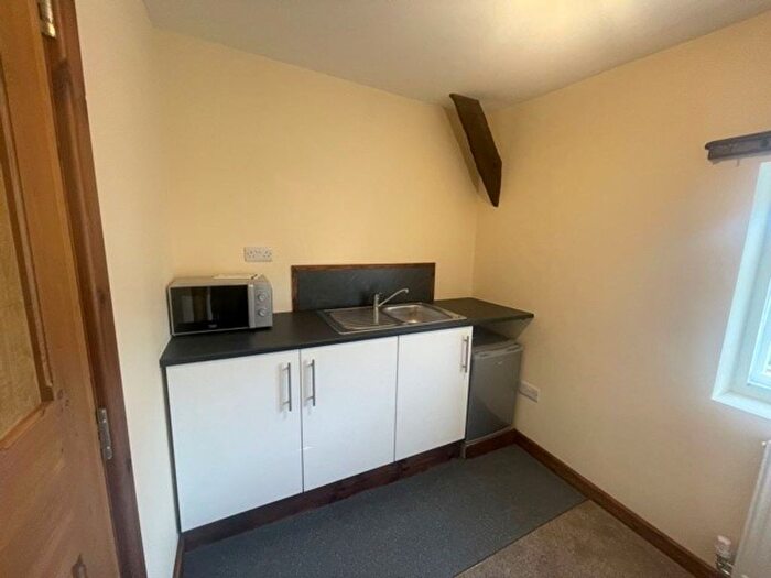 1 Bedroom Property To Rent In The Weavers, - Nelsons Yard, ME14