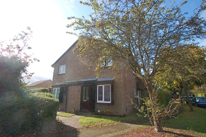 1 Bedroom Cluster House To Rent In Forresters Drive, Welwyn Garden City, Hertfordshire, AL7