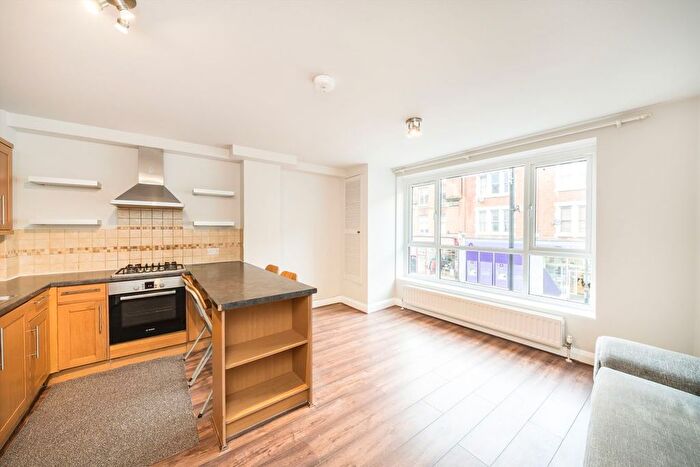 2 Bedroom Flat To Rent In Tooting High Street, Tooting, SW17