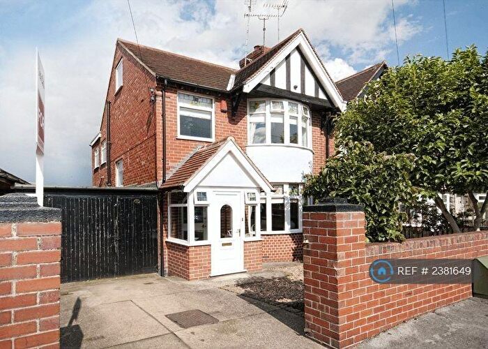 4 Bedroom Semi-Detached House To Rent In Beckett Avenue, Mansfield, NG19