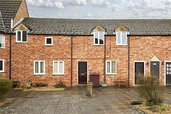 2 Bedroom Apartment For Sale In Derwent House, Oundle, PE8