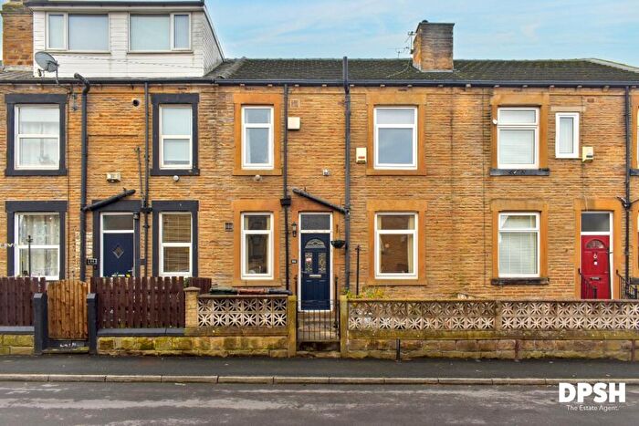 2 Bedroom Terraced House For Sale In Springfield Road, Morley, Leeds, LS27