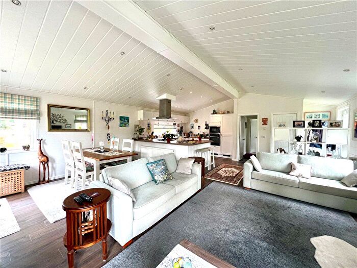 2 Bedroom Mobile/park Home For Sale In Meadow Way, Farley Green, Albury, Guildford, GU5