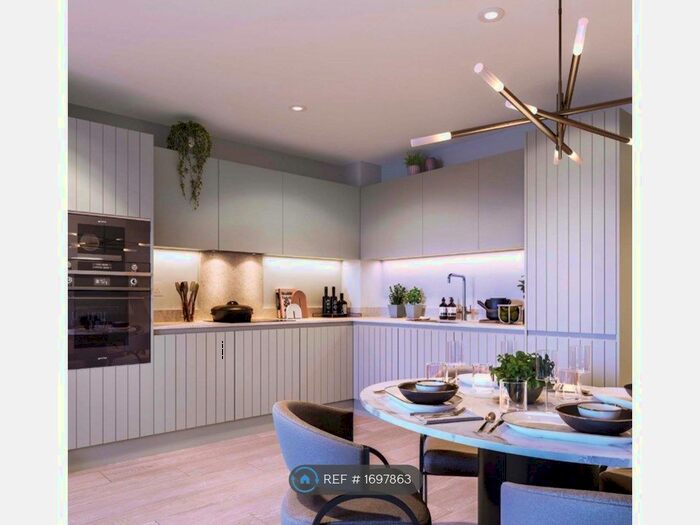 2 Bedroom Flat To Rent In Galleria House, London, E16