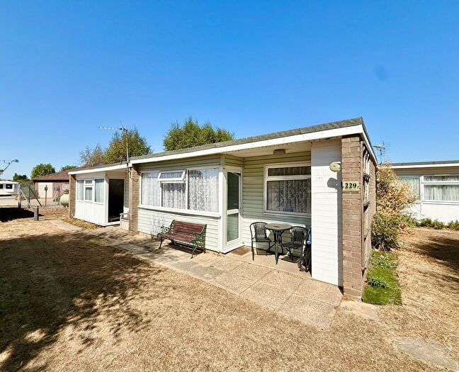 2 Bedroom Chalet For Sale In Newport Road, Hemsby, NR29