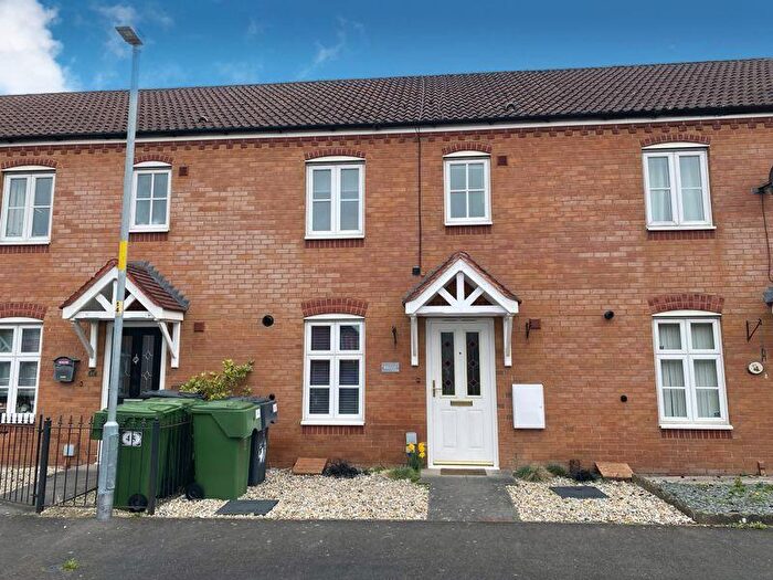 3 Bedroom Town House To Rent In Chestnut Drive, Hagley, DY9