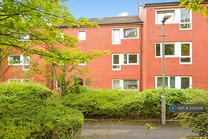 2 Bedroom Flat To Rent In Buccleuch Street, Glasgow, G3