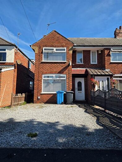 2 Bedroom Semi-Detached House To Rent In Wold Road, Hull, HU5