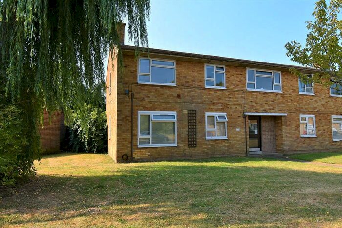 1 Bedroom Apartment To Rent In Runsley, Welwyn Garden City, AL7