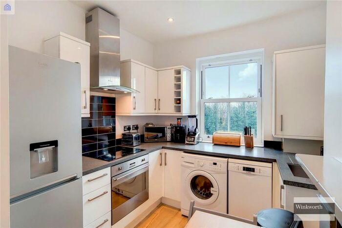 1 Bedroom Apartment To Rent In Kingsland Road, London, E8
