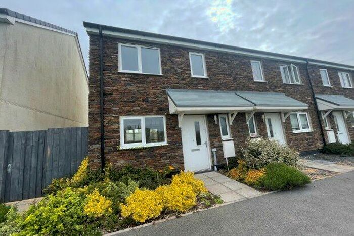 2 Bedroom Property To Rent In Shortlanesend, Truro, TR4