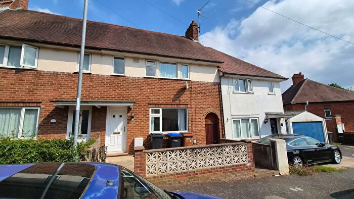 3 Bedroom Terraced House To Rent In Barnwell Road, Northampton, NN2