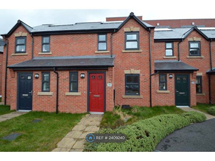 3 Bedroom End Of Terrace House To Rent In Bridgewater Wharf, Droylsden, Manchester, M43