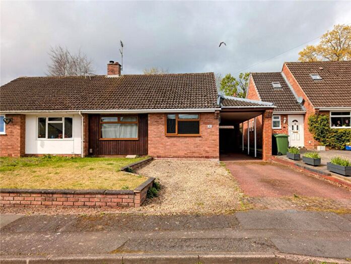 2 Bedroom Bungalow For Sale In Pinewood Close, Kidderminster, Worcestershire, DY11