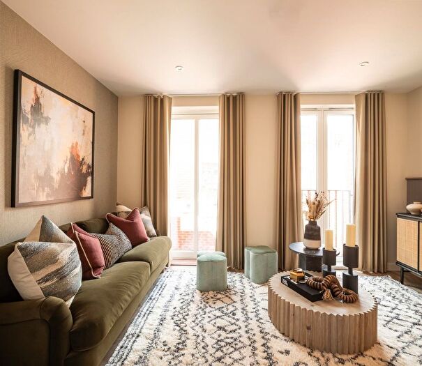 3 Bedroom Town House For Sale In Trinity Park, Propect Vale Woolwich, SE18