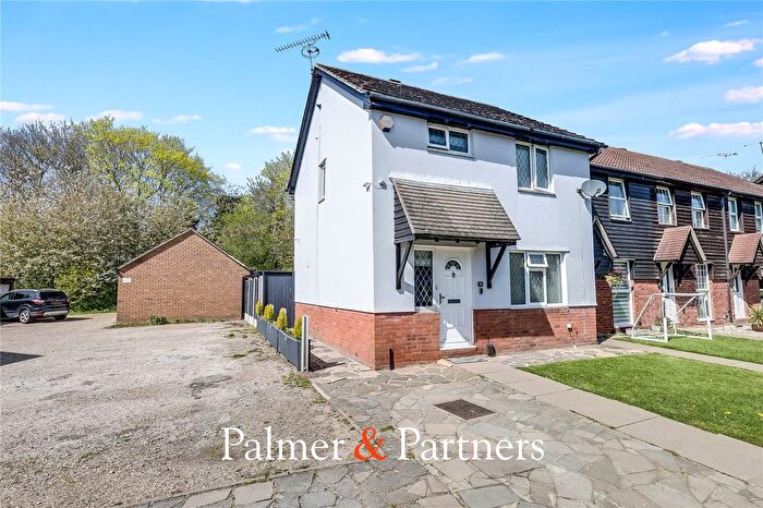 3 Bedroom End Terrace House For Sale In Sheppard Drive, Chelmer Village, Chelmsford, Essex, CM2
