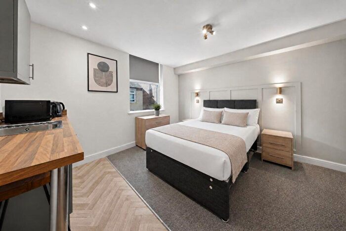 1 Bedroom Flat To Rent In Ensuites And Studios Available, NG4