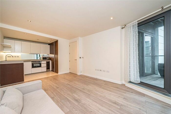 1 Bedroom Flat For Sale In Baltimore Wharf, London, E14