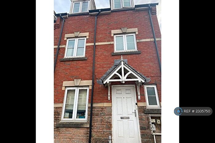 4 Bedroom Terraced House To Rent In Hanham Road, Bristol, BS15