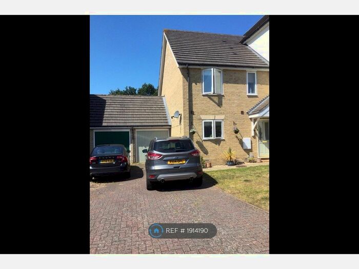3 Bedroom Terraced House To Rent In Oakey Drive, Wokingham, RG40