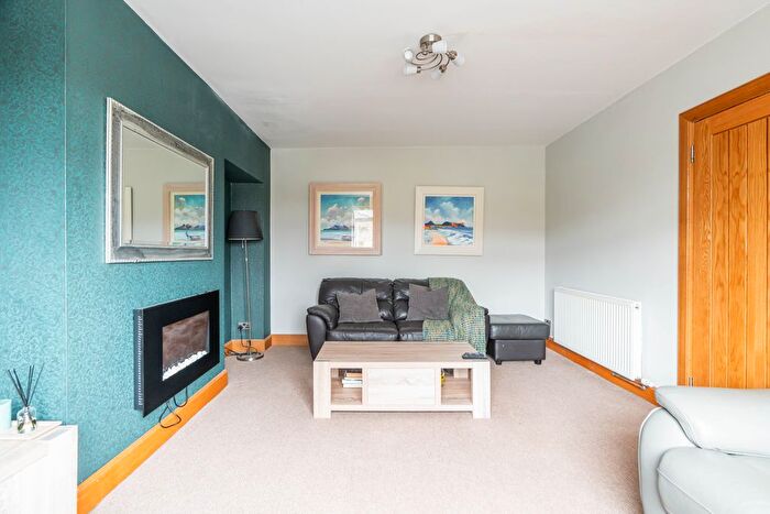 3 Bedroom Villa For Sale In Queen Margaret Drive, South Queensferry, EH30