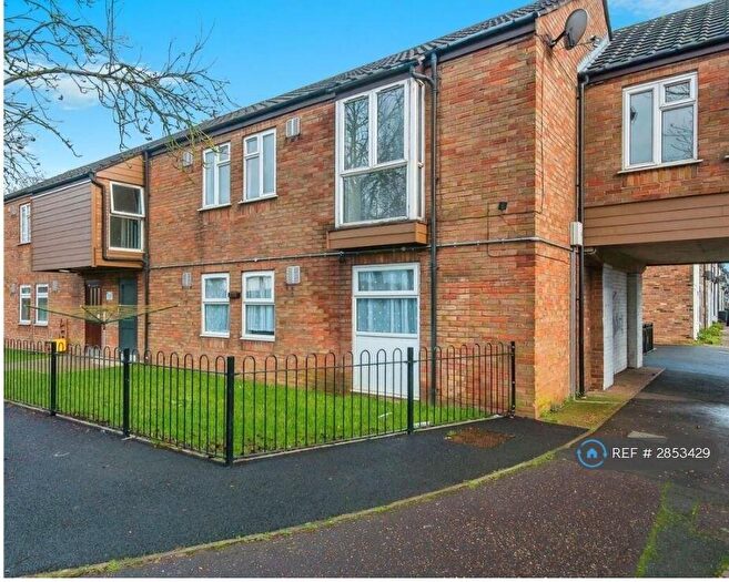 3 Bedroom Flat To Rent In Cobden Street, Peterborough, PE1