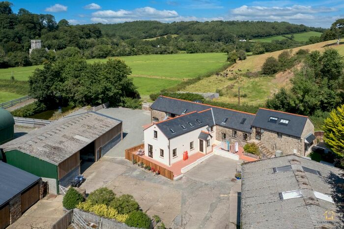 4 Bedroom Detached House For Sale In The Old Barn, Narberth, SA67