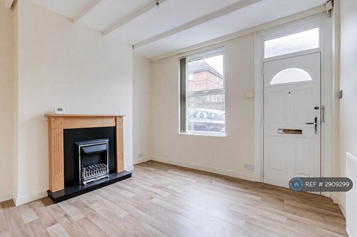 2 Bedroom Terraced House To Rent In Rossington Road, Nottingham, NG2