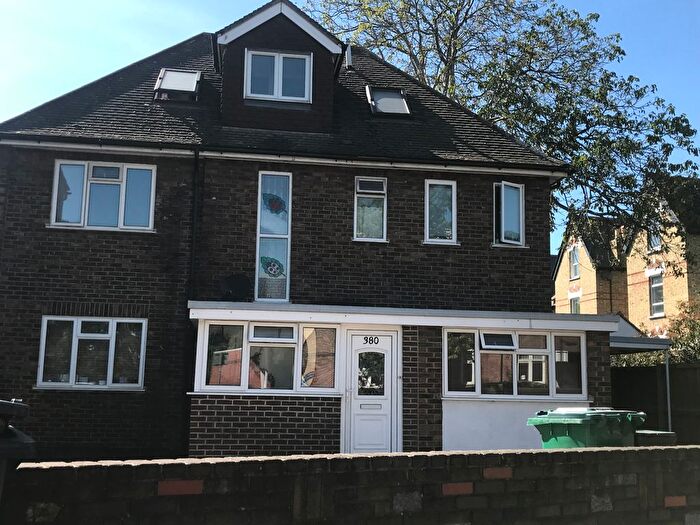 1 Bedroom Flat To Rent In Croydon Road, Beckenham, BR3