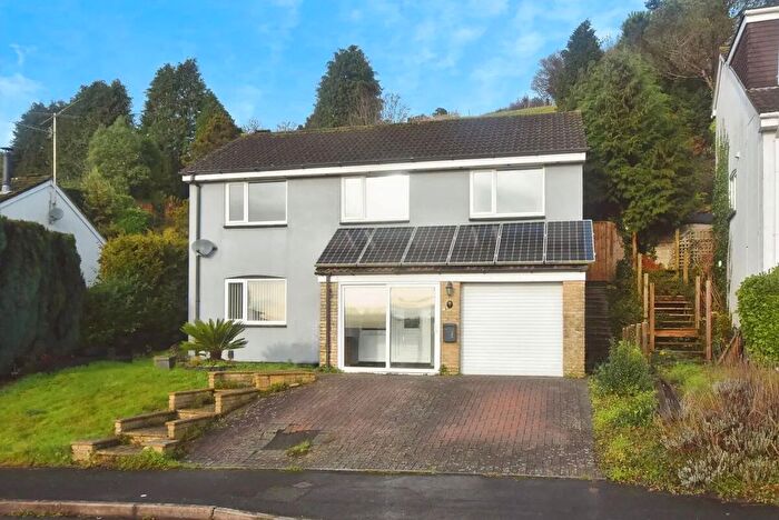 3 Bedroom Detached House For Sale In Blenheim Close, Highweek, Newton Abbot, Devon., TQ12