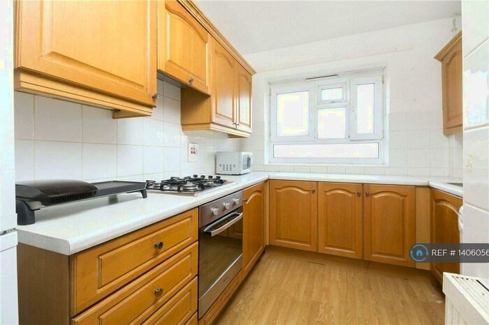 4 Bedroom Flat To Rent In Searson House, London, SE17