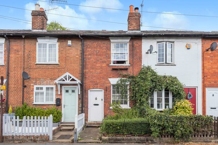 2 Bedroom Cottage To Rent In Waterside, Chesham, HP5