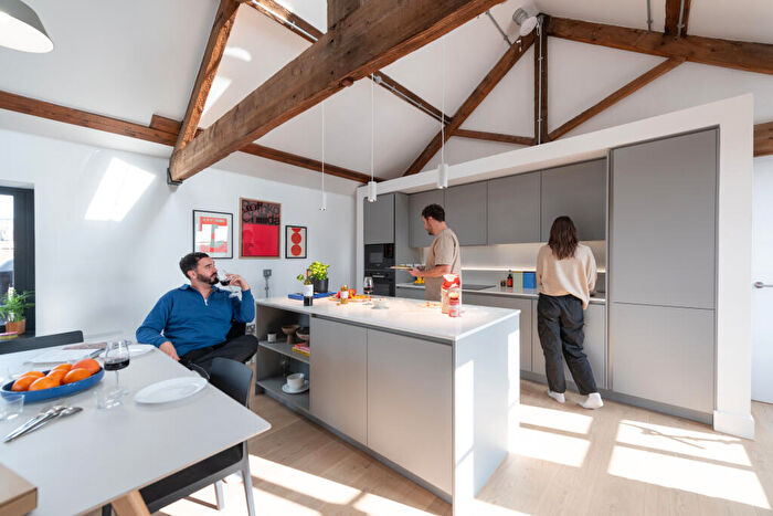 3 Bedroom Apartment To Rent In Thomas Street, Sheffield, S3