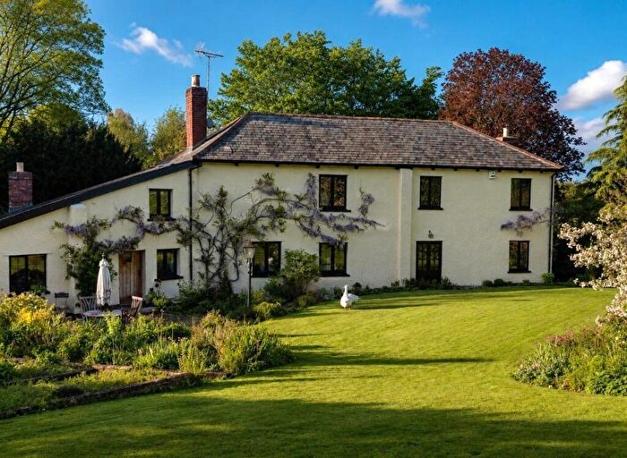 6 Bedroom Detached House For Sale In Barton Cottage, Shillingford St George, Exeter, Devon, EX2