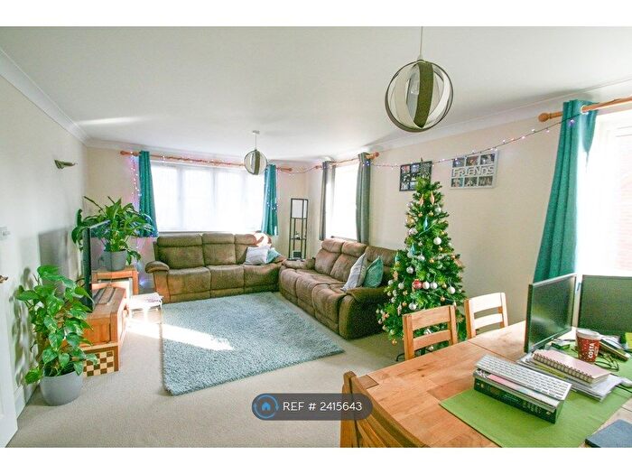 3 Bedroom Maisonette To Rent In The Pastures, Kings Worthy, Winchester, SO23