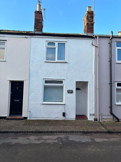 2 Bedroom Terraced House For Sale In Whitehart Street, Cheltenham, GL51
