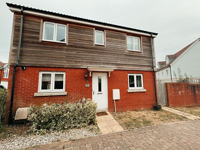 3 Bedroom Link Detached House To Rent In Vernon Crescent, Exeter, EX2