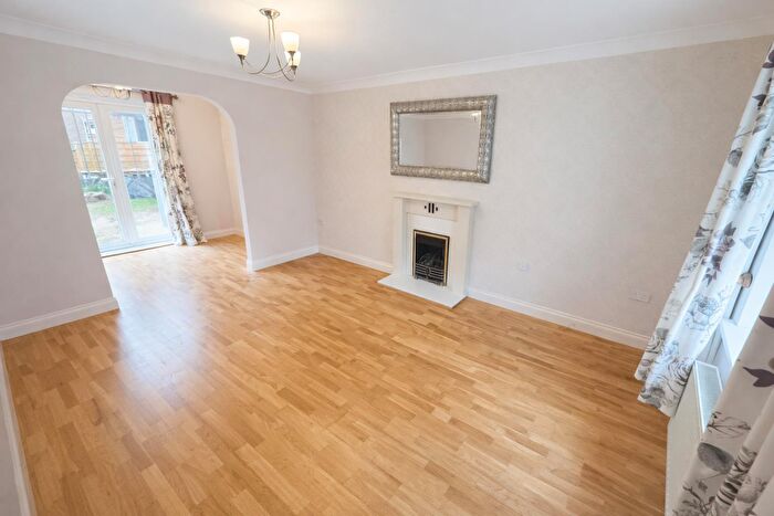 4 Bedroom Detached House To Rent In Penrhyn Close, Corby, NN18