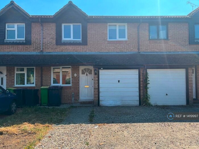 3 Bedroom Terraced House To Rent In Parklands, Rochford, SS4