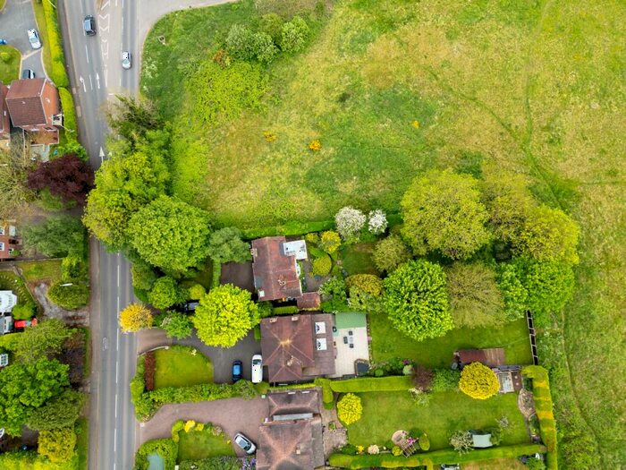 4 Bedroom Detached House For Sale In Castle Bank, Stafford, ST16