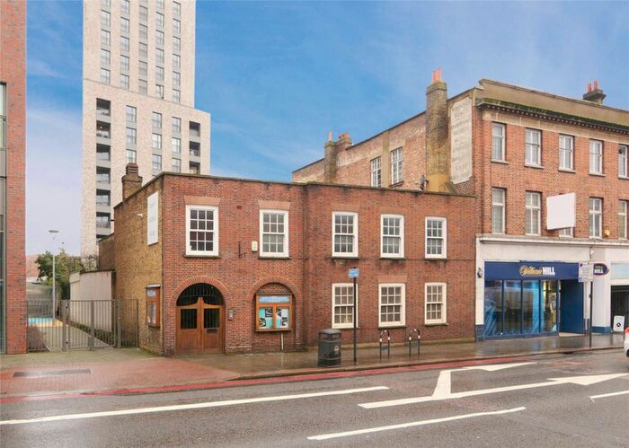 2 Bedroom Flat To Rent In Wandsworth High Street, London, SW18