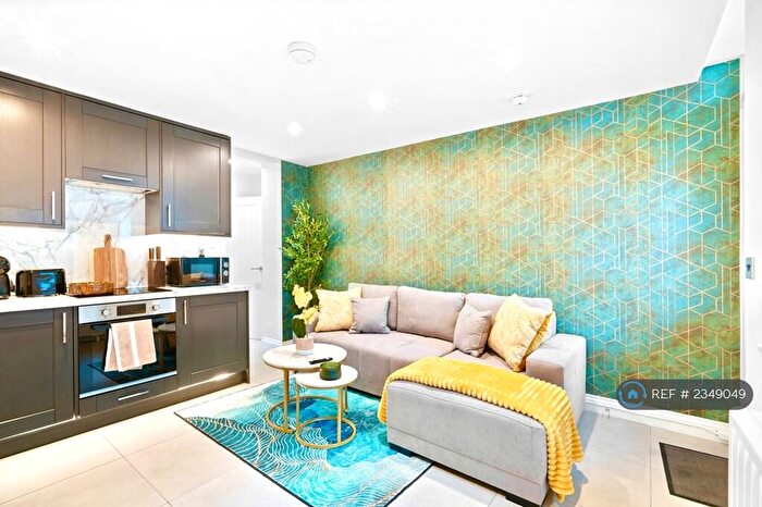 1 Bedroom Flat To Rent In Windsor Court, Brighton, BN1