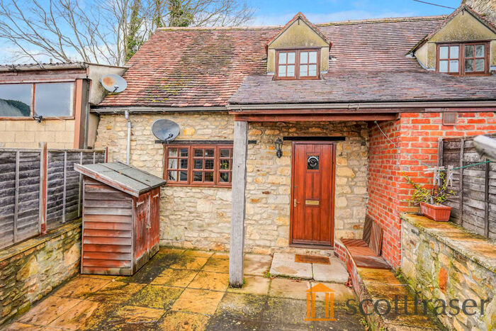 1 Bedroom Cottage To Rent In Manor Farm Road, Horspath, OX33