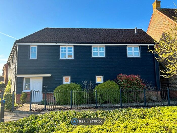 1 Bedroom Maisonette To Rent In Sparrowhawk Way, Bracknell, RG12