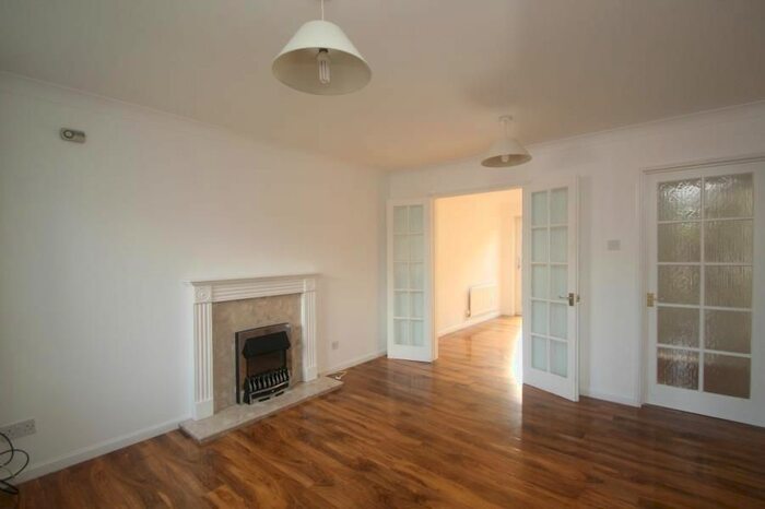 3 Bedroom Semi-Detached House To Rent In Heather Way, Harrogate, HG3